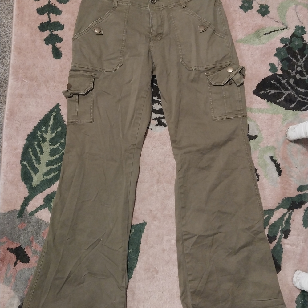 Hot Topic Women's Olive Wide Leg Cargo Pants